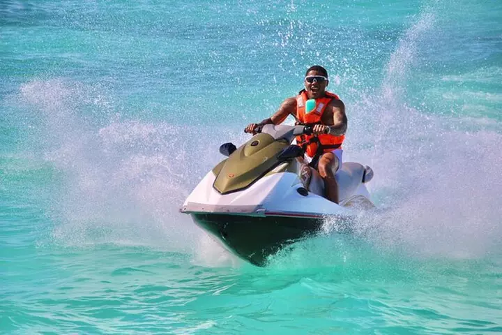 Jet Ski Rental in Cancun for 2 People - Primary Image