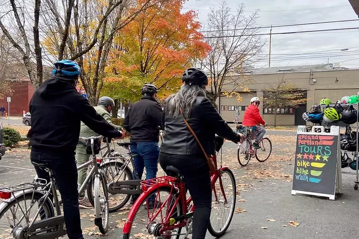Bike Around Portland Oregon: Art, Culture, Bridges, Poetry