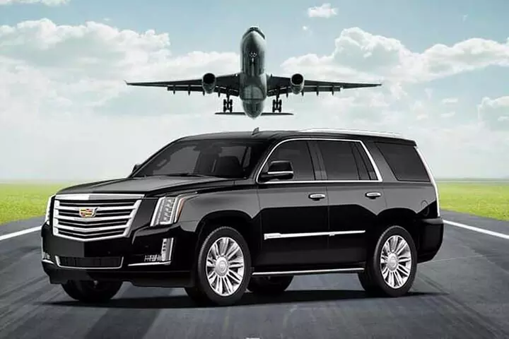 Private Transfer from St Petersburg Clearwater Airport to St Pete B...