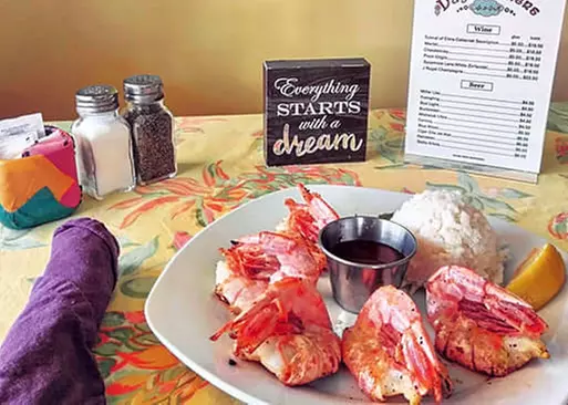 5% Cash Back at Daydreamers Cafe & Grill