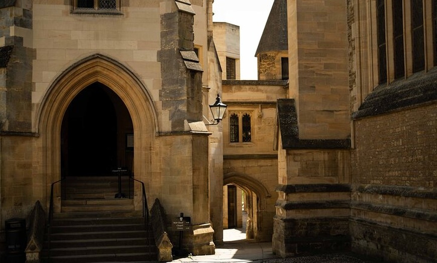 Image 6: Private | Oxford University Walking Tour by Alumni™ & New College