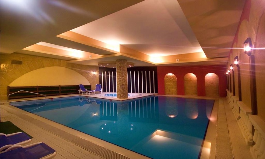 Image 7: ✈ MALTA | Saint Paul's Bay - Soreda Hotel 4* - Swimming Pools