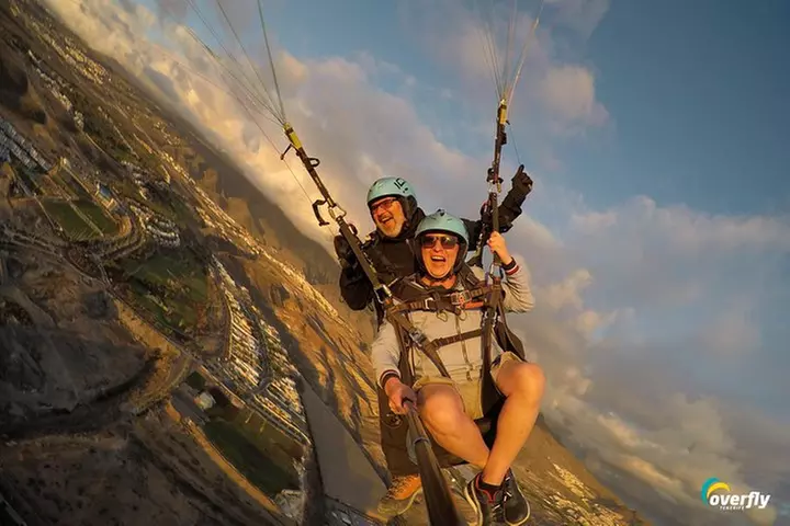 Acro Aventura de Parapente en Costa Adeje con Recogida GRATIS !!