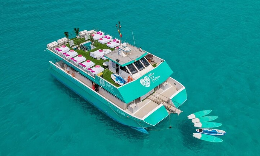 Image 1: Crucero de Ibiza a Formentera con snorkel, paella y barra libre