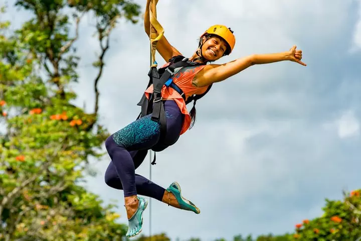 Big Island: 8-Zipline & Suspension Bridge Waterfall Adventure