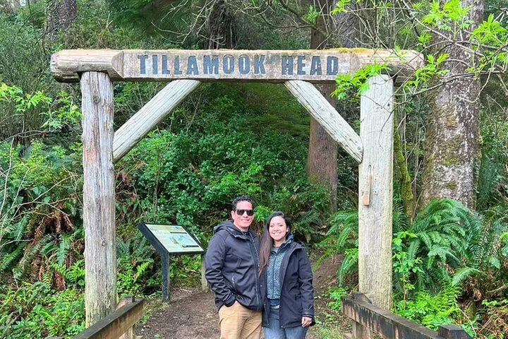 Full Tour of 4 coastal towns from Astoria to Seaside with lunch
