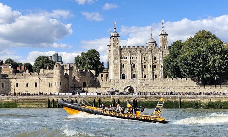 Image 3: Speedboat 'Ultimate Tower Blast' from Tower Millennium Pier - 40 mi...