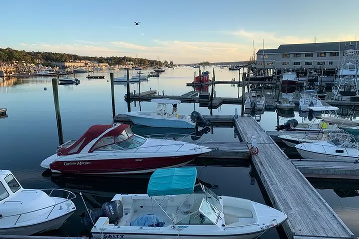 Boos and Brews Walking Ghost Tour of Boothbay Harbor