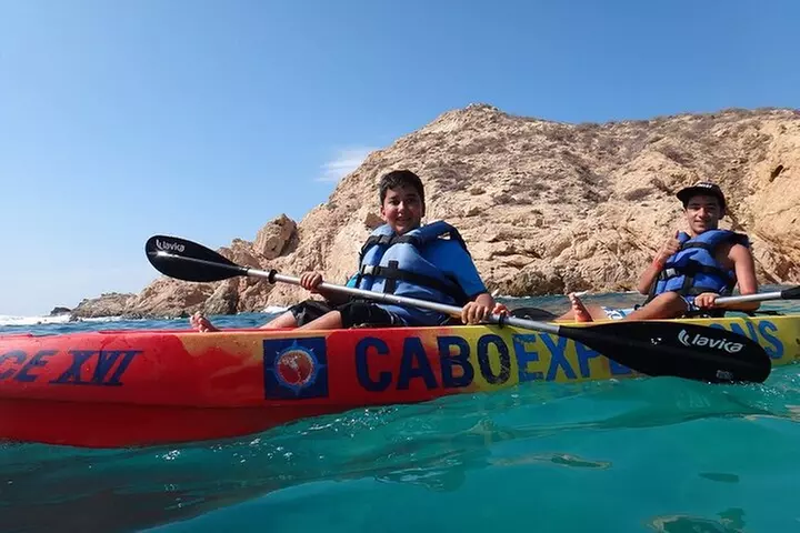 Los Cabos Arch and Lover's Beach: Kayak Tour with Snorkeling" - Primary Image