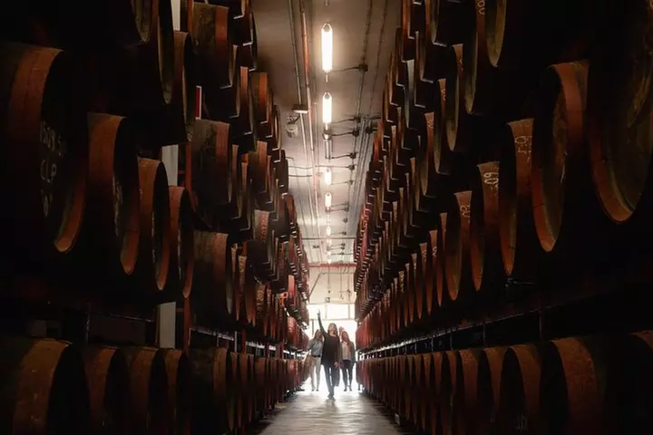 Visita guiada a la destilería Ron Arehucas