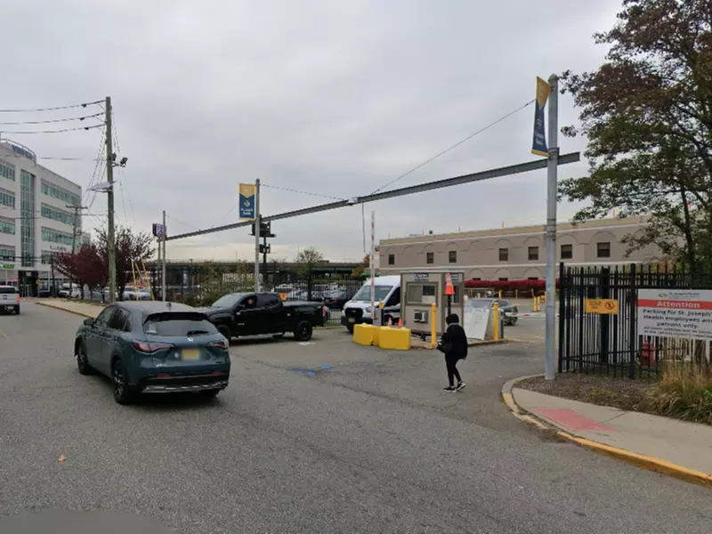 Parking at St. Joseph Regional Medical Center Plaza Lot