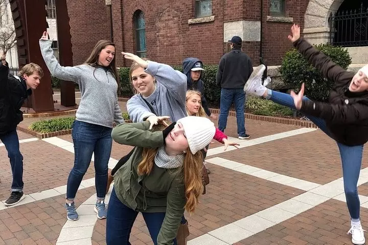 Unique Scavenger Hunt Experience in Lincoln by Wacky Walks