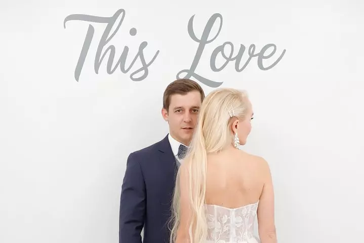 Las Vegas Wedding at Paradise Wedding Chapel