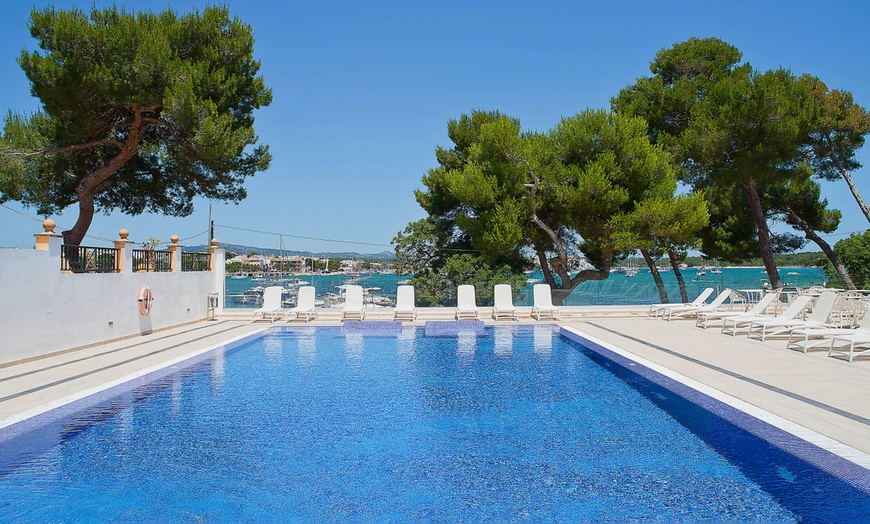 Image 1: ✈ MAJORQUE | Portocolom - Hôtel Pierre & Vacances Vistamar 4* - Bor...