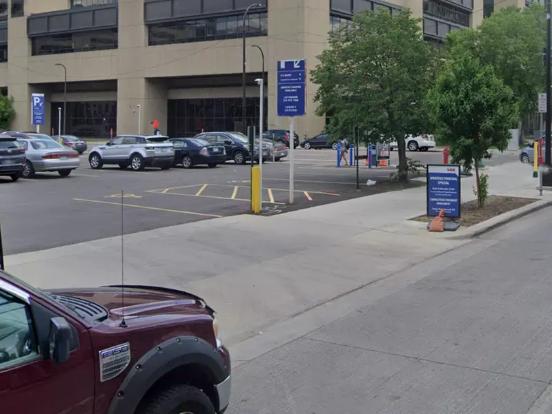 Parking at 620 S. 8th St. Lot