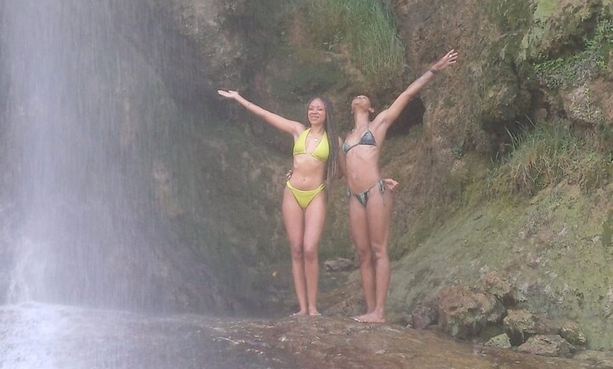 Image 7: Valencia: Aguas Termales de Montanejos y la Cascada de la novia