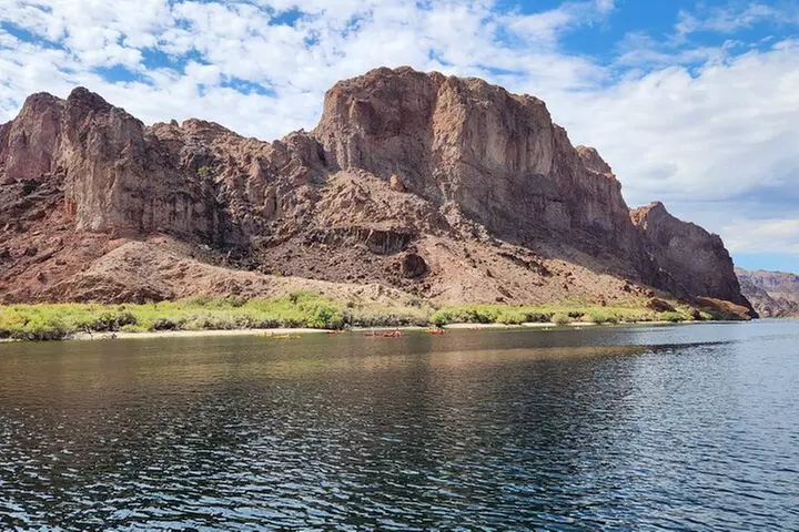 Emerald Cave Kayaking Tour from Las Vegas, Best Dam 1/2 Day Trip