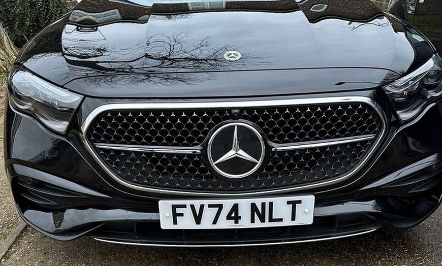 Image 3: Private Transfer Edinburgh Between Train Station and City Centre