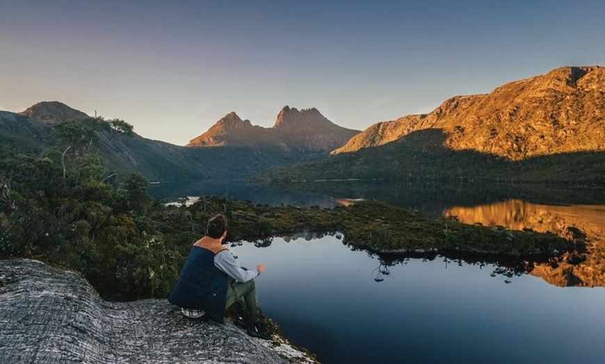 Image 1: 6 Day Island Icons Tassie Day Tour Bundle