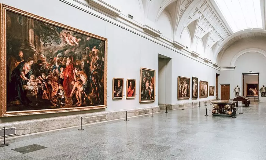 Image 6: Entrada sin colas al Museo del Prado y recorrido privado por Madrid...