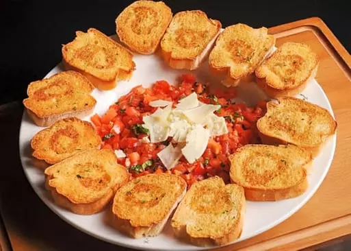5% Cash Back at Prosciutto's Pizzeria & Pub