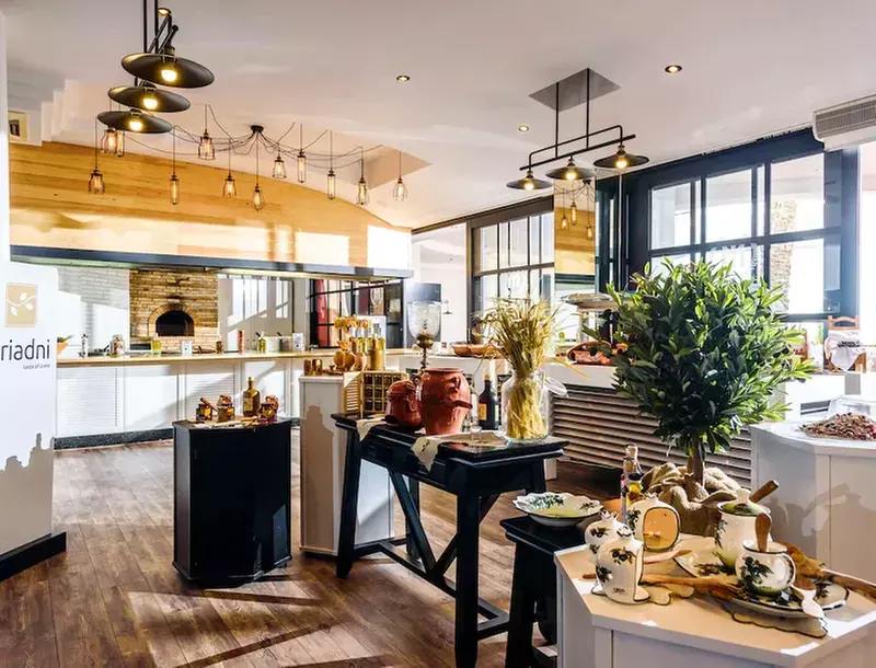 ✈ CRÈTE | Milatos - Minos Imperial Luxury Beach Resort and Spa Mila...