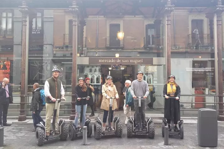 Tour Privado en Segway por el Centro Histórico de Madrid