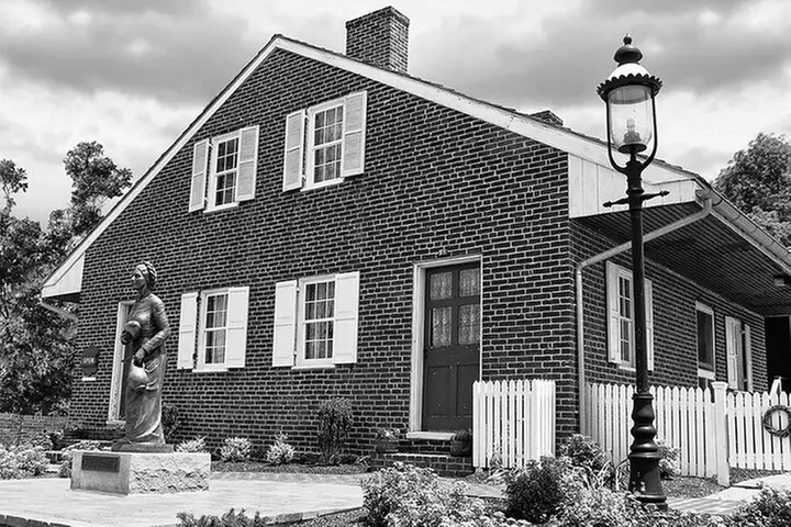 Jennie Wade Ghostly Encounter Tour - Second Medium