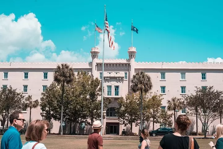 Charleston French Quarter or Brunch Food Tour with 7+ Tastings