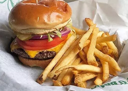 5% Cash Back at Beef 'O' Brady's