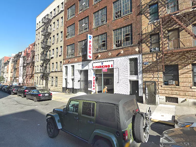 Parking at iPark - West 161st Parking Garage