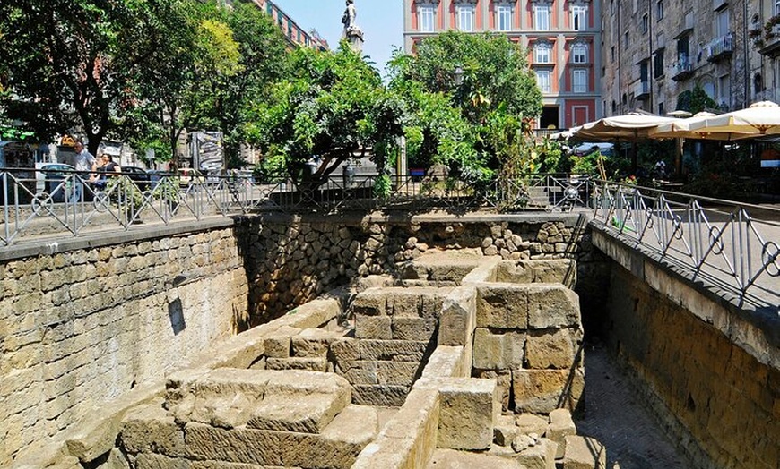 Image 16: Pompei & Napoli: Tour guidato con la tua Guida Locale