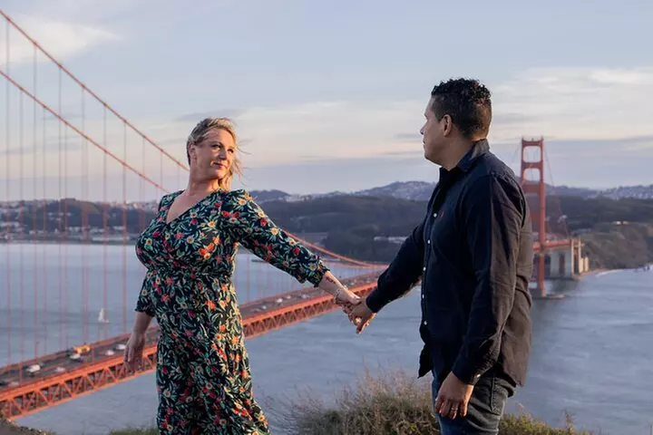San Francisco : Professional Photoshoot at Golden Gate Bridge - Primary Image