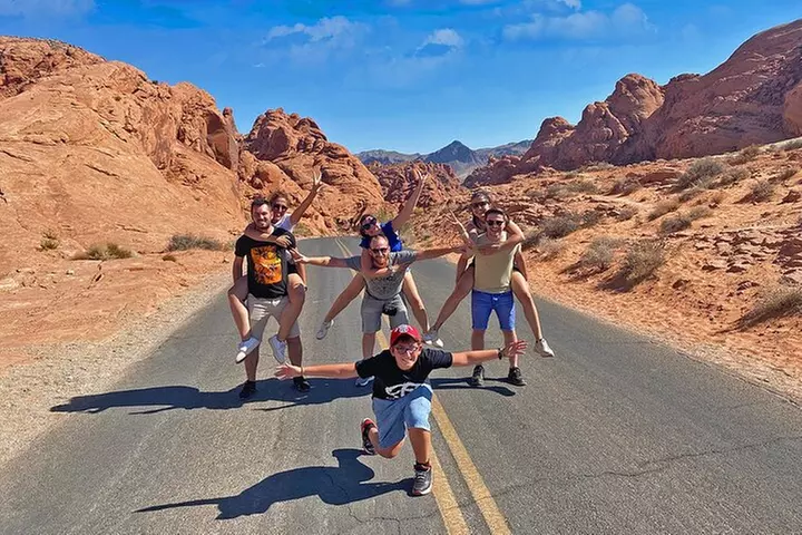 3-Day Antelope, Monument Valley & Horseshoe Tour from Las Vegas