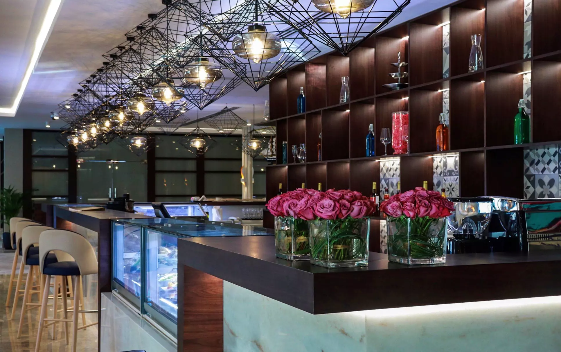 ✈ UNITED ARAB EMIRATES | Dubai - Mercure Dubai Barsha Heights Hotel...