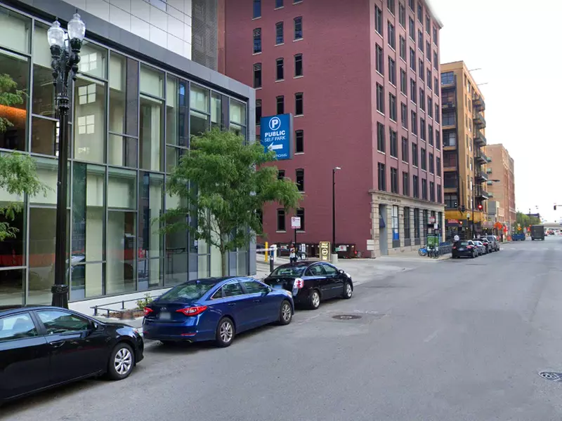 Parking at 625 W. Adams Garage - Primary Image