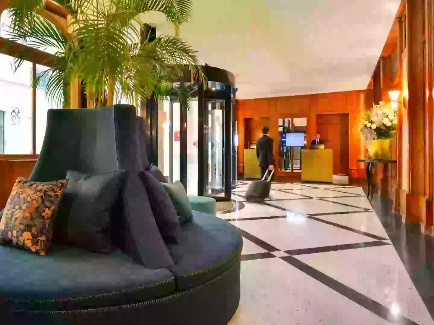 ✈ FRANCE | Paris - Hotel L'Echiquier Opera Paris - MGallery by Sofi...