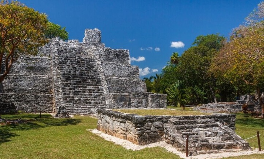 Image 8: Cancun Sightseeing El Meco Site, Letters and Shopping
