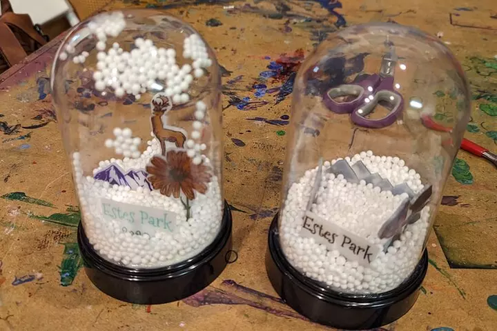 Create Your Own Winter Snow Globe in Estes Park - Primary Image