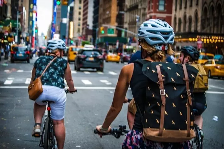 Brooklyn Bike Tour with Local Guide