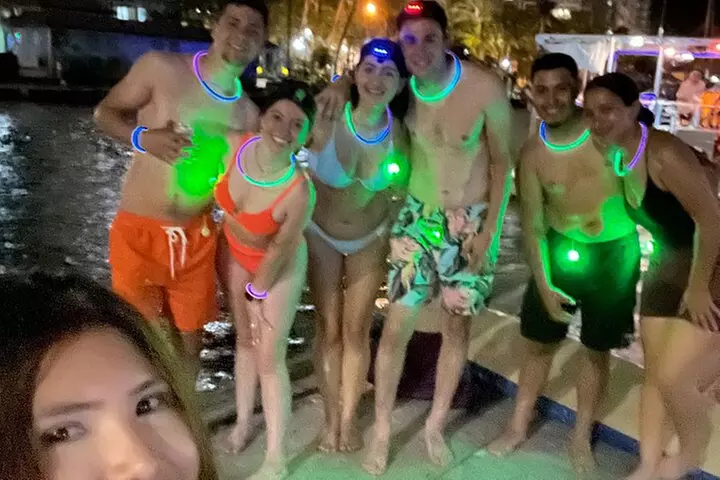 Night on Paddleboard Under the Lights Experience in Fort Lauderdale