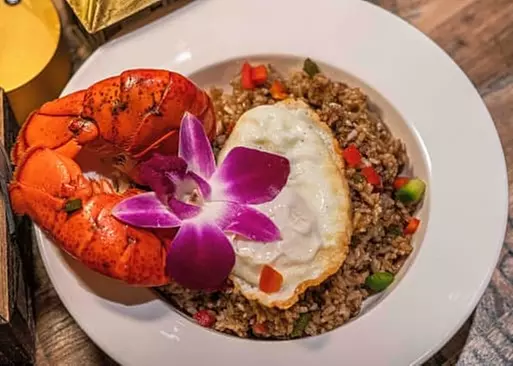 5% Cash Back at Blue Lounge & Grill
