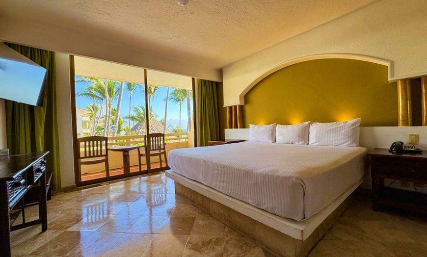 Image 3: ✈ MEXIQUE | Puerto Vallarta - Las Palmas by the Sea 4*, 5 nuit - Bo...