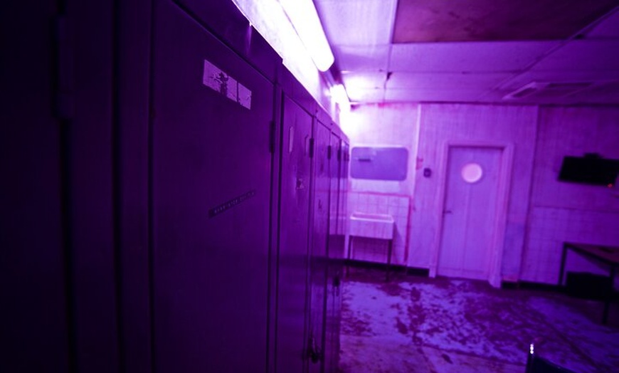 Image 2: moviESCAPE Stockport SAWtopsy horror themed escape room game