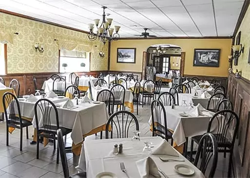 5% Cash Back at Rini's Restaurant & Wine Bar