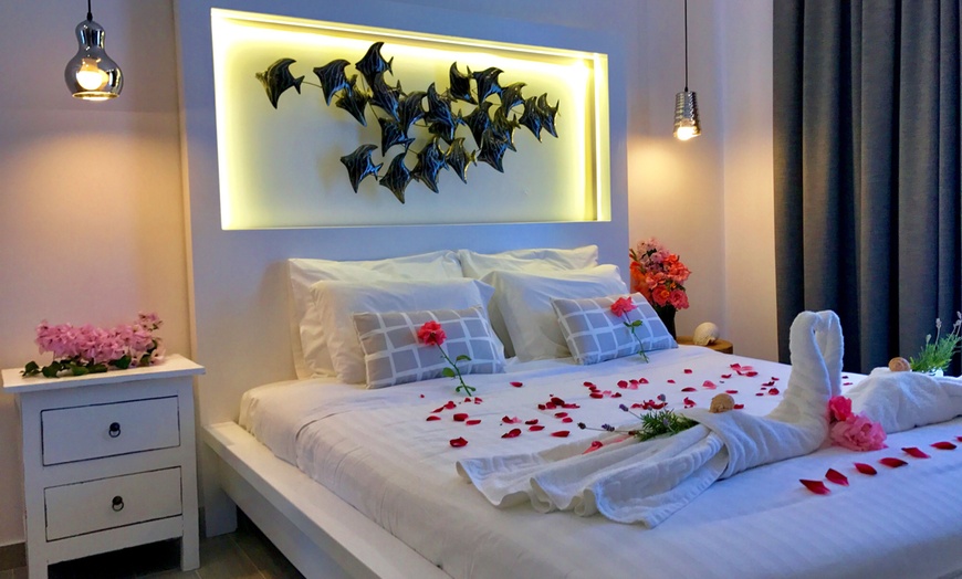 Image 8: ✈ CORFU | Agios Georgios Argirades - Bruskos Hotel &Suites 3*, 3 ni...