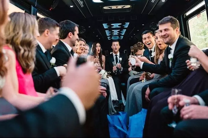 Las Vegas Nightclub VIP Entry with Party Bus