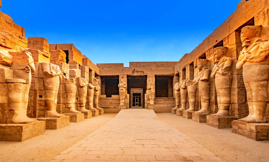 Image 2: ✈ EGYPT | Cairo - Nefertiti, Lady of Grace 5* - Tour