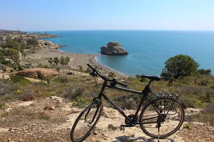 Alquiler de bicicleta de trekking: día completo las 24 horas
