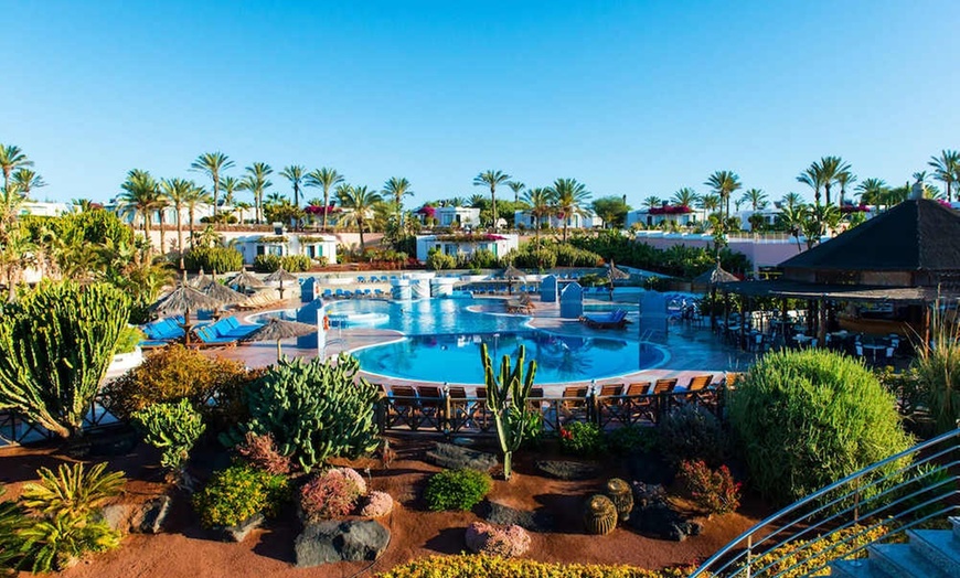 Image 10: ✈ LANZAROTE | Playa Blanca - HL Club Playa Blanca Hotel 4*